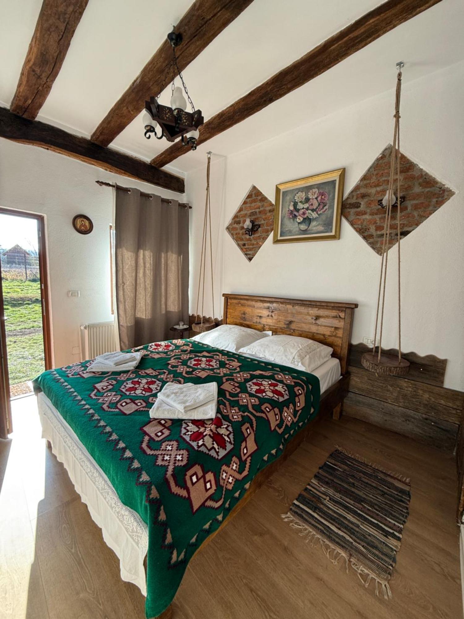 Casa Pe Valea Hartibaciului Guest House Barcut Exterior photo